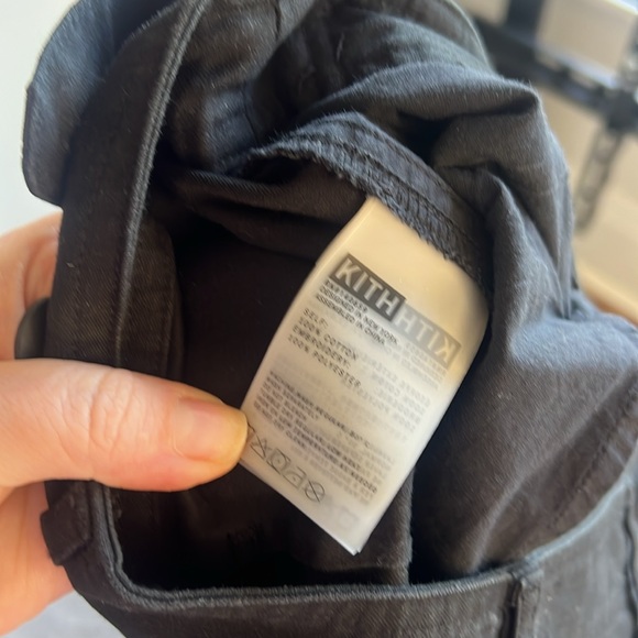 Kith black cotton cargo! Omg! Adjustable at the bottom. Oversized fit. - Picture 10 of 10